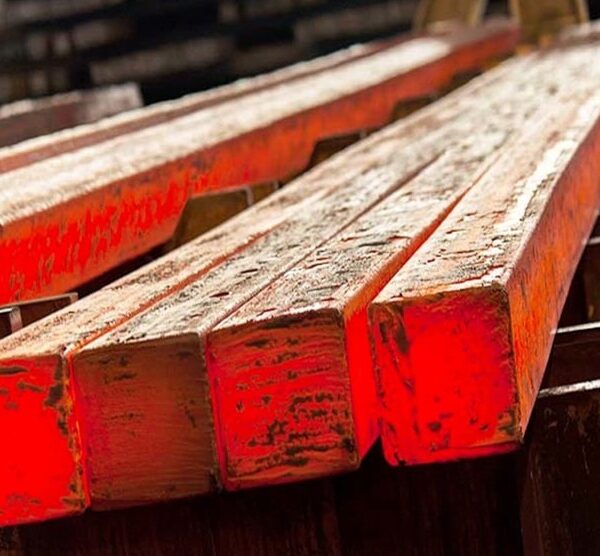 انواع روانكاری و روان كننده ها در صنعت فولاد سازی / روانکار صنعتی در کارخانه ذوب آهن / روانکار‌های صنایع فولاد / روانکار‌های صنعت فولاد و ذوب آهن / خرید روغن نورد سرد آلومینیوم / خرید روغن هیدرولیک / خرید روغن برشکاری / خرید روغن ماشین ابزار | شرکت کیمیا فرآیند نقش جهان