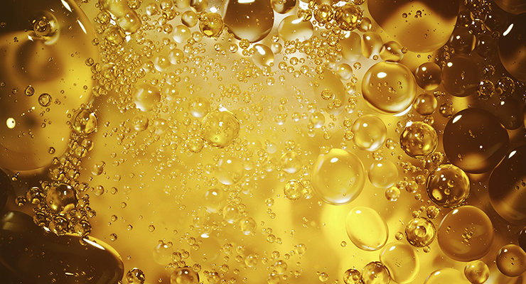 روغن صنعتی چیست؟ - کف کردن روغن صنعتی|جلوگیری از کف کردن روغن صنعتی|علت های کف کردن روغن صنعتی|دلیل کف کردن روغن های صنعتی|علت کف کردن روغن کمپرسور|پیشگیری از کف کردن روغن