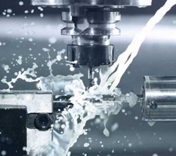 کاربرد آب صابون تراشکاری در روانکاری و خنک‌ کاری قطعات صنعتی-آب صابون تراشکاری چیست و چگونه کیفیت ماشین‌کاری را افزایش می‌دهد؟ با کاربردها، ترکیبات، غلظت استاندارد و نکات مهم استفاده آشنا شوید.