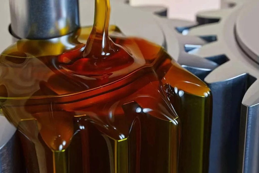 آیا حلالهای روغن صنعتی به ماشینآلات آسیب میزند؟ -بهترین حلال روغن صنعتی چیست؟ در این مقاله با انواع حلالها، نکات ایمنی و معیارهای انتخاب آشنا میشوید تا پاکسازی تجهیزات را اصولی و بدون آسیب انجام دهید.