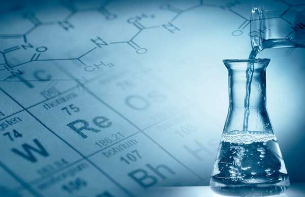 مهم ترین ویژگیهای بهترین حلال روغن صنعتی-بهترین حلال روغن صنعتی چیست؟ در این مقاله با انواع حلالها، نکات ایمنی و معیارهای انتخاب آشنا میشوید تا پاکسازی تجهیزات را اصولی و بدون آسیب انجام دهید.